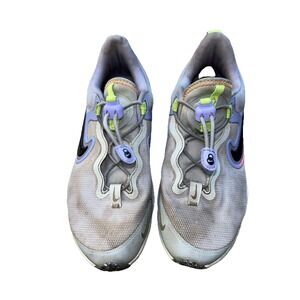 Nike Run Flow "Photon Dust/Black/Purple Pulse" Size 4 Youth Show Lot's Use Left